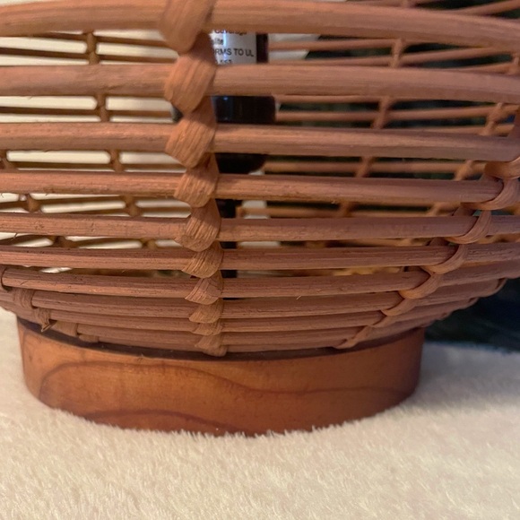 Wicker lamp shade - Picture 2 of 4